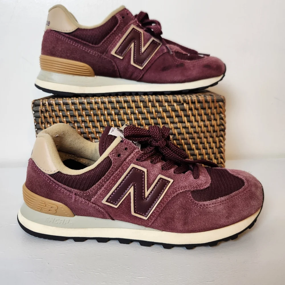 New Balance 574 Core Burgundy/Gray/White Suede Mesh Upper Lace Up Sneakers